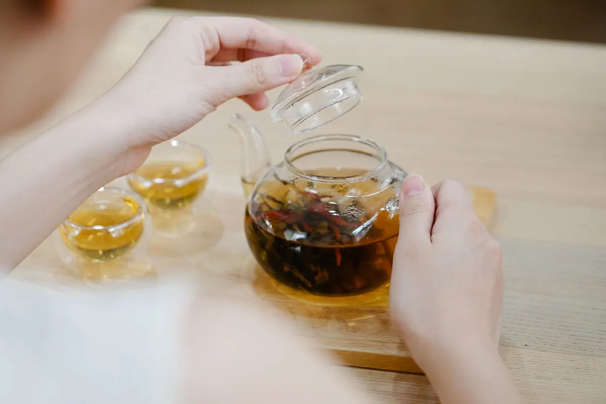 7 Common Tea Brewing Mistakes That Make Good Tea Taste Bad